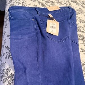 New with tags NYDJ Women’s Marilyn Crop